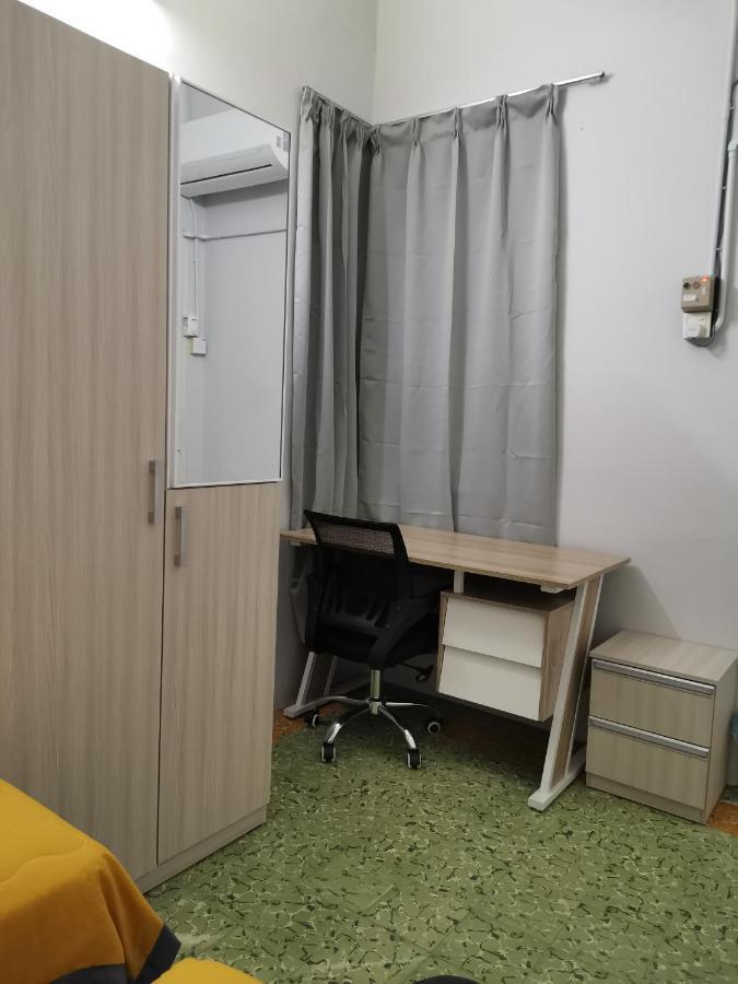 G Fortune Guest House Victoria Green Джорджтаун Экстерьер фото