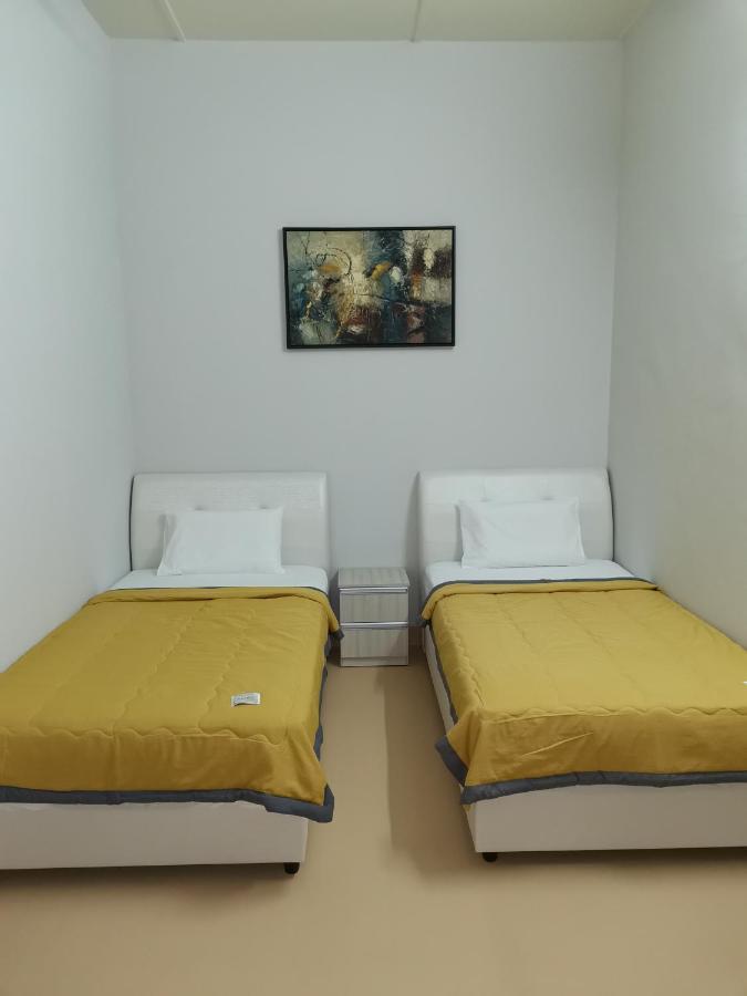 G Fortune Guest House Victoria Green Джорджтаун Экстерьер фото