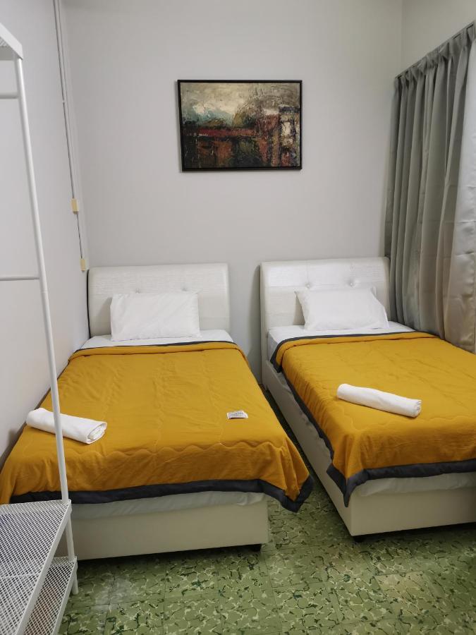 G Fortune Guest House Victoria Green Джорджтаун Экстерьер фото