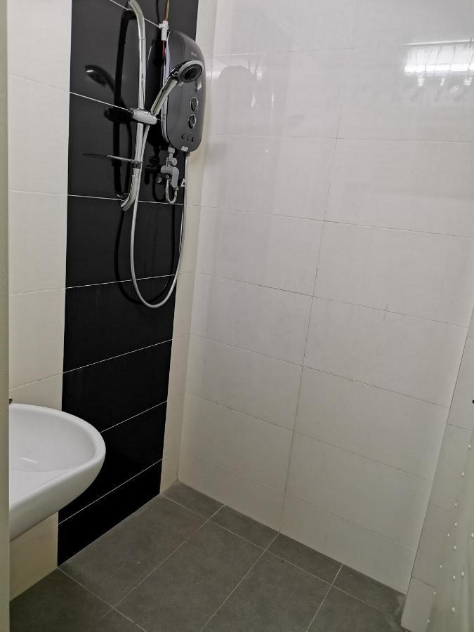 G Fortune Guest House Victoria Green Джорджтаун Экстерьер фото