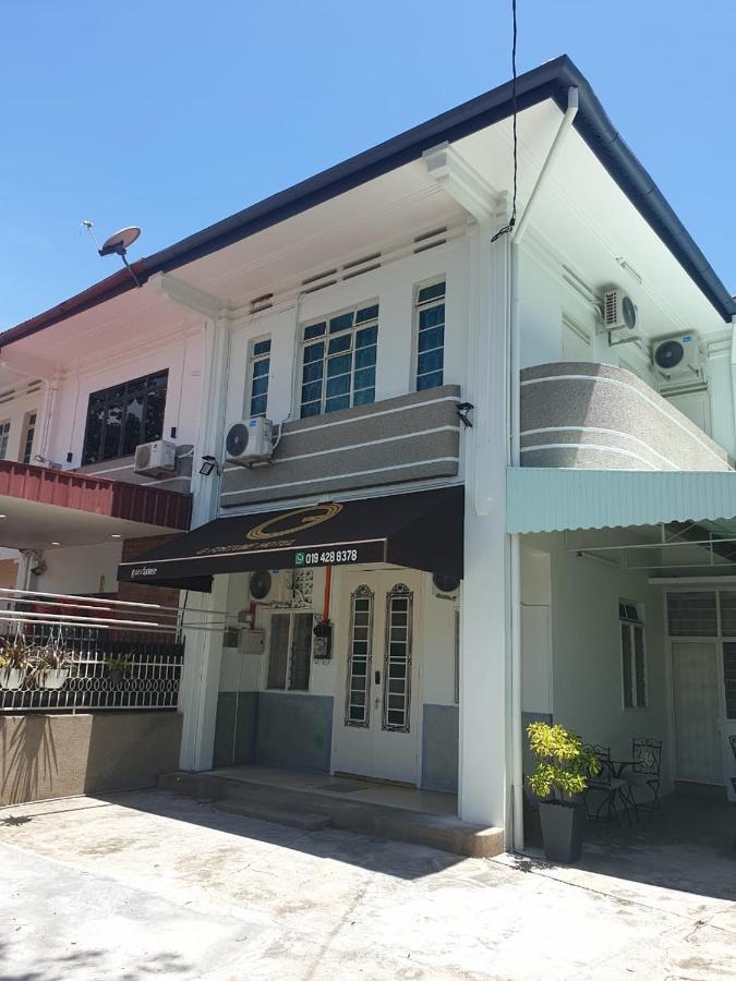 G Fortune Guest House Victoria Green Джорджтаун Экстерьер фото